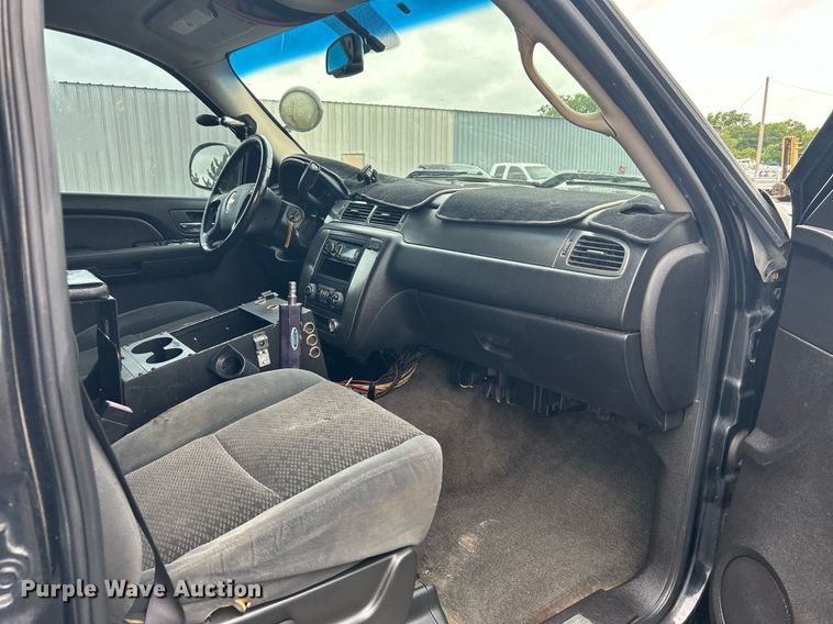 image for item KW9179 2007 Chevrolet Tahoe Police  SUV