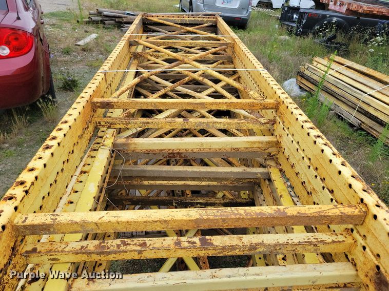 image for item KW9458 Approximately 90 cross-members