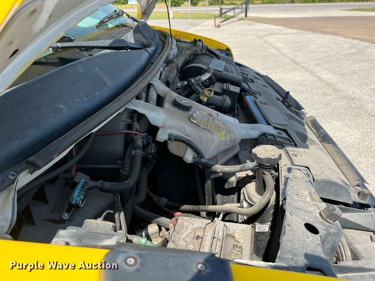 image for item LF9341 2016 Chevrolet Express G4500  shuttle bus