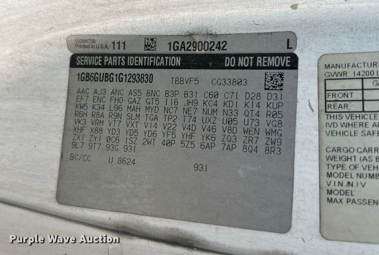 image for item LF9341 2016 Chevrolet Express G4500  shuttle bus