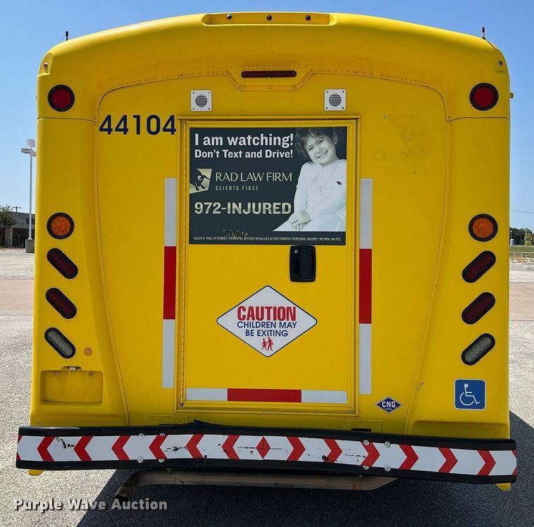 image for item LF9343 2018 Arboc Specialty Vehicles  shuttle bus