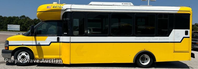 image for item LF9343 2018 Arboc Specialty Vehicles  shuttle bus