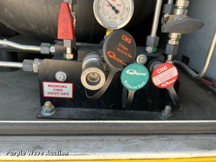 image for item LF9343 2018 Arboc Specialty Vehicles  shuttle bus