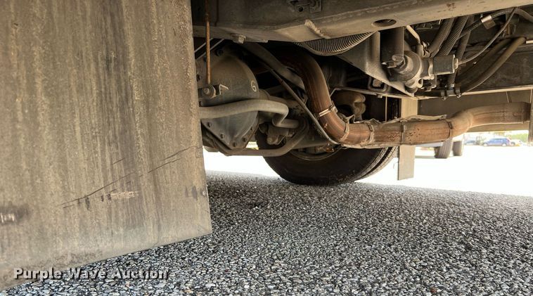 image for item LF9343 2018 Arboc Specialty Vehicles  shuttle bus