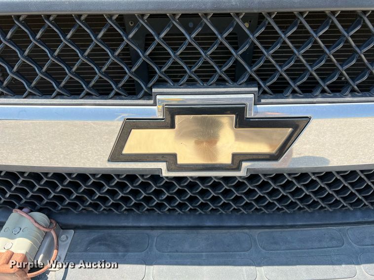 image for item LF9343 2018 Arboc Specialty Vehicles  shuttle bus