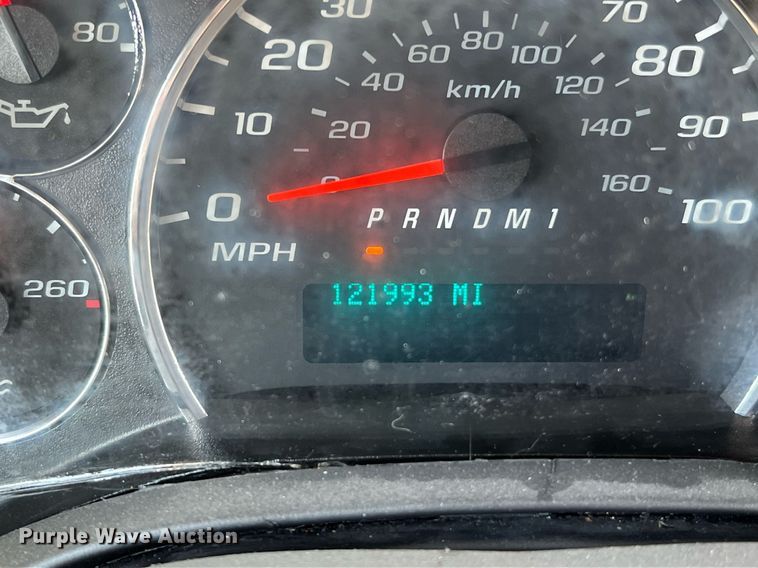 image for item LF9344 2017 Chevrolet Express G4500  shuttle bus