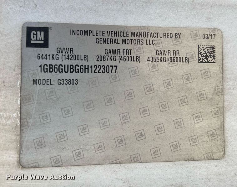 image for item LF9344 2017 Chevrolet Express G4500  shuttle bus