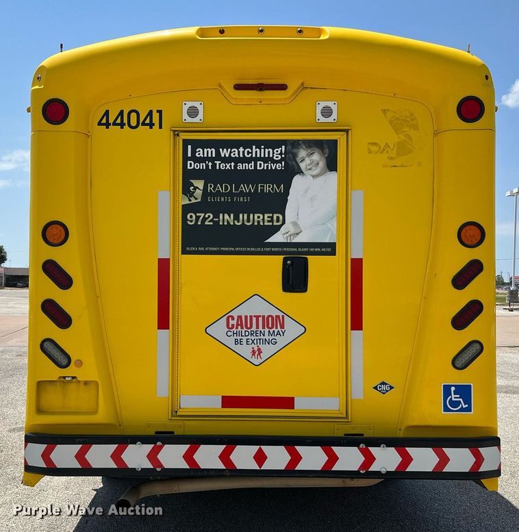 image for item LF9345 2017 Arboc Specialty Vehicles  shuttle bus