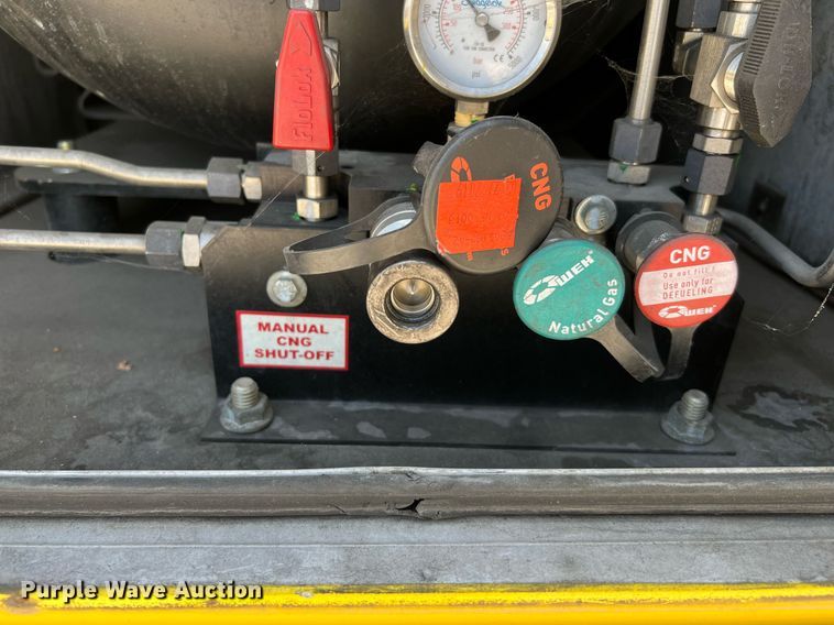 image for item LF9345 2017 Arboc Specialty Vehicles  shuttle bus