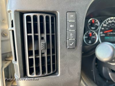 image for item LF9345 2017 Arboc Specialty Vehicles  shuttle bus