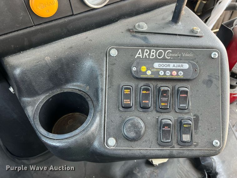 image for item LF9345 2017 Arboc Specialty Vehicles  shuttle bus