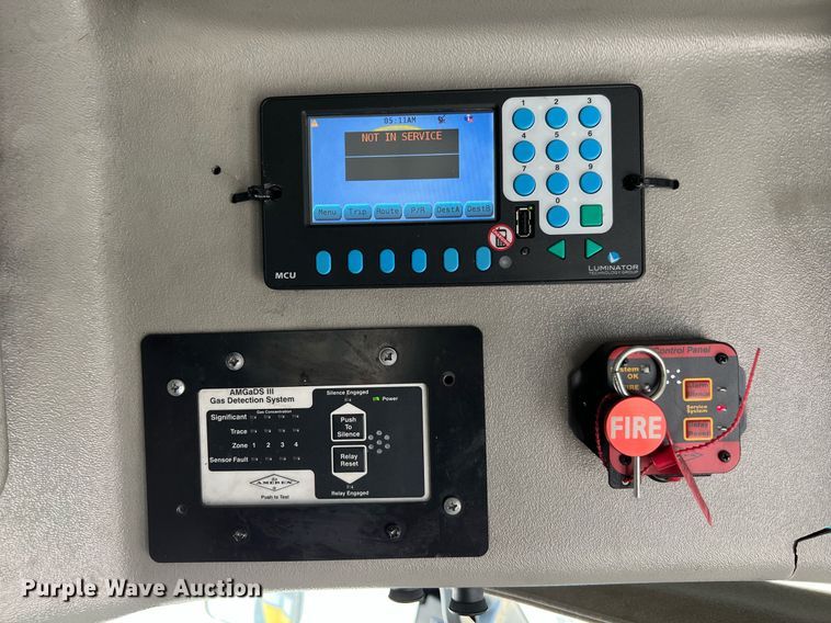 image for item LF9345 2017 Arboc Specialty Vehicles  shuttle bus