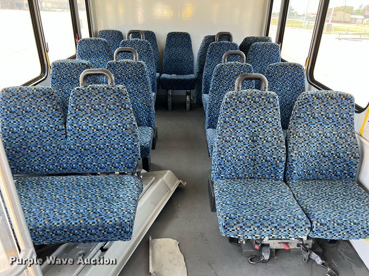 image for item LF9345 2017 Arboc Specialty Vehicles  shuttle bus