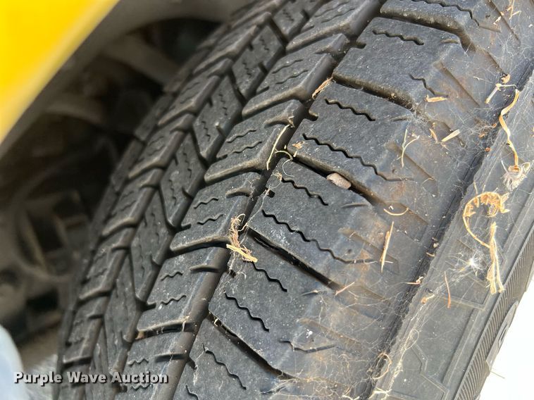 image for item LF9345 2017 Arboc Specialty Vehicles  shuttle bus