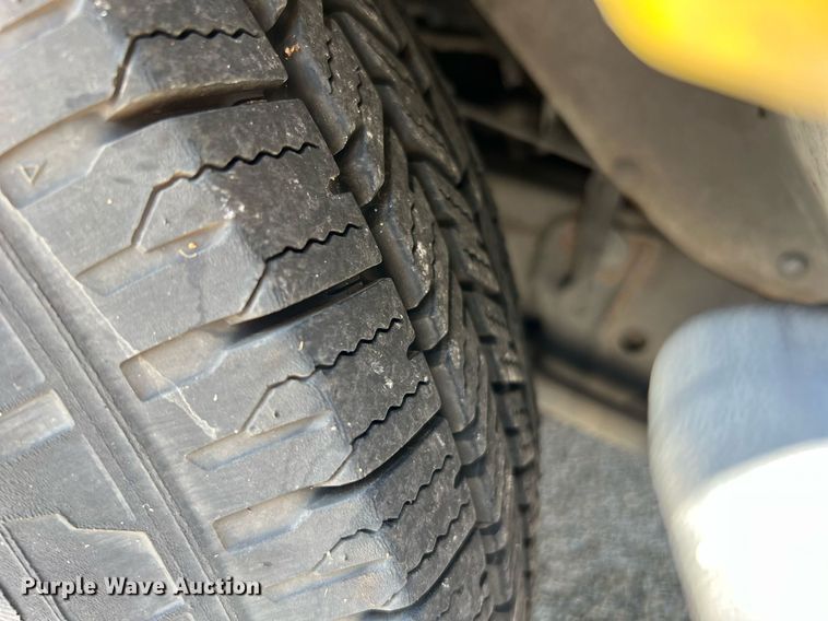 image for item LF9345 2017 Arboc Specialty Vehicles  shuttle bus