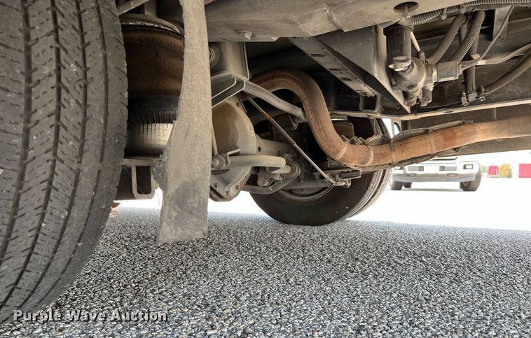 image for item LF9345 2017 Arboc Specialty Vehicles  shuttle bus