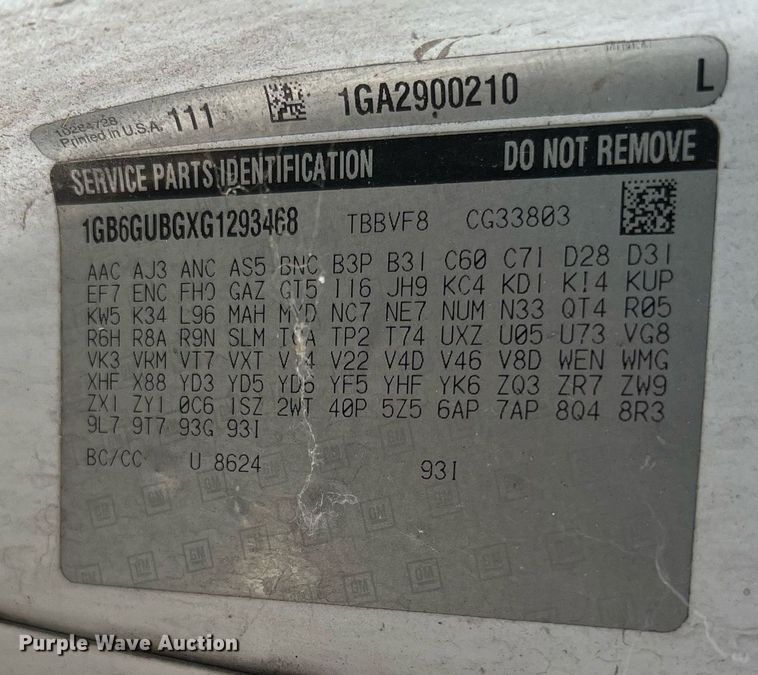 image for item LF9346 2016 Chevrolet Express G4500  shuttle bus