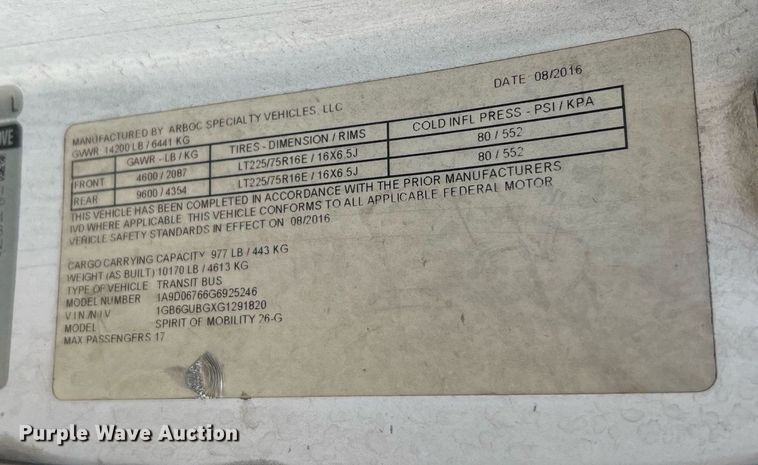 image for item LF9347 2016 Chevrolet Express G4500  shuttle bus