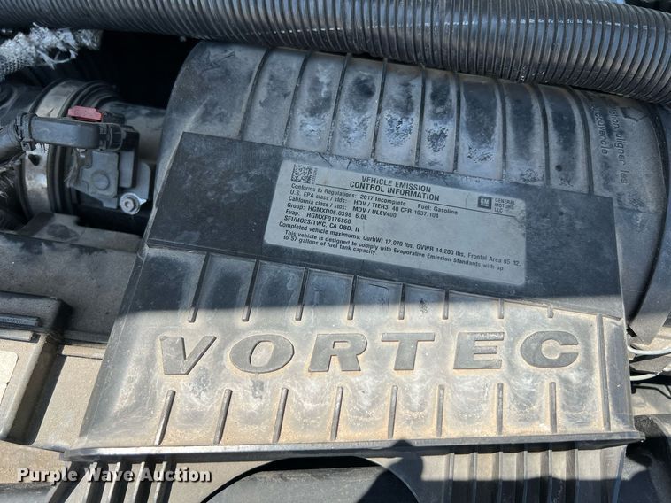 image for item LF9349 2017 Chevrolet Express G4500  shuttle bus