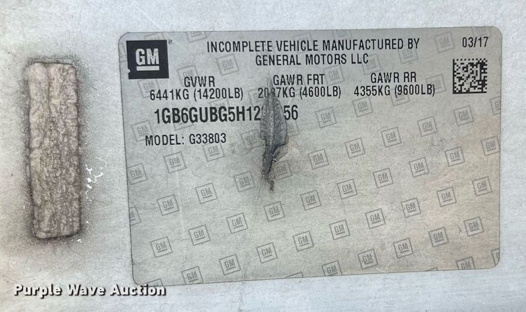 image for item LF9349 2017 Chevrolet Express G4500  shuttle bus