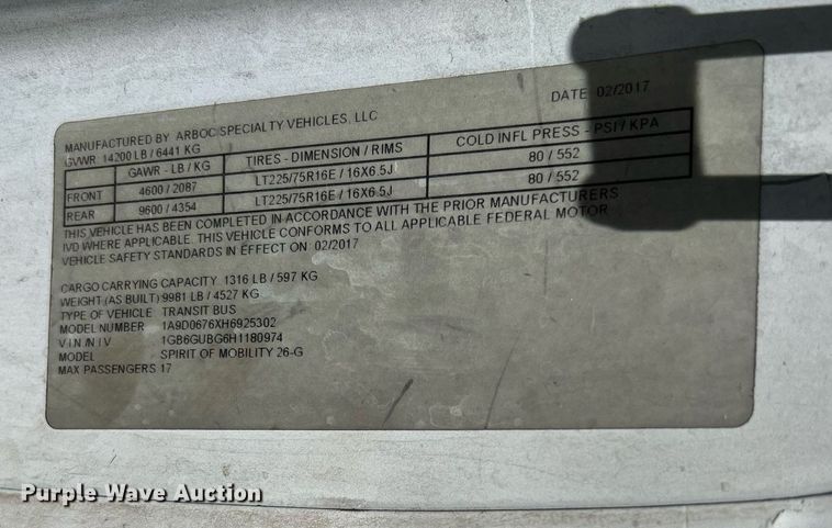 image for item LF9351 2017 Chevrolet Express G4500  shuttle bus