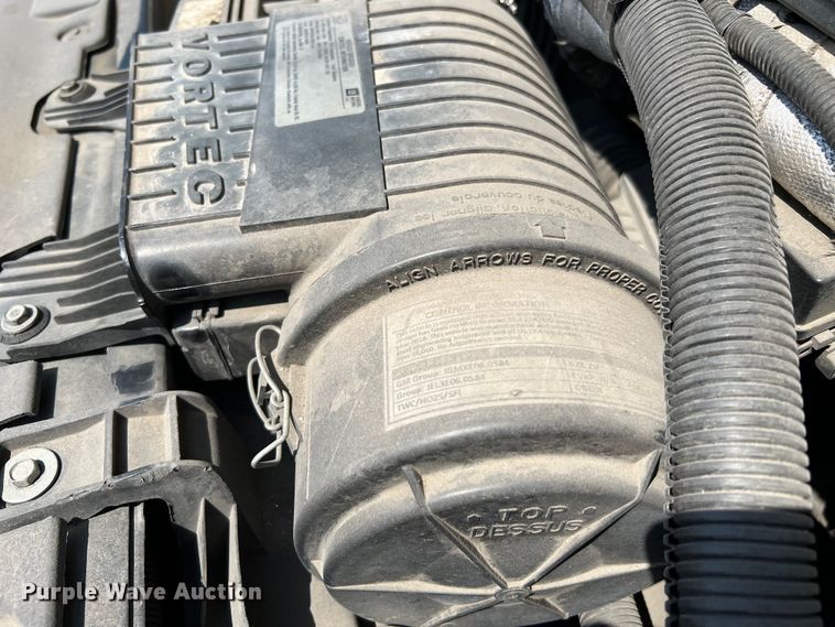 image for item LF9353 2018 Chevrolet Express G4500  shuttle bus