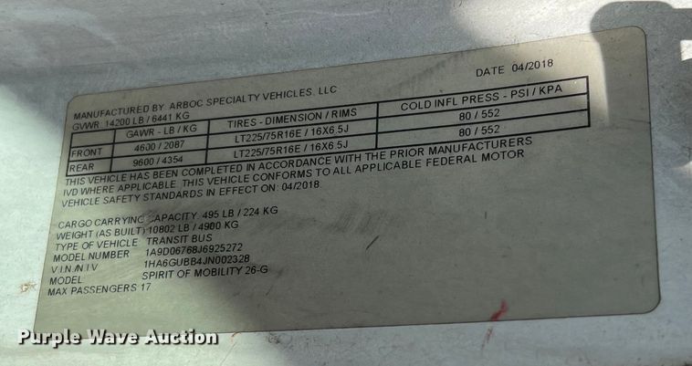 image for item LF9353 2018 Chevrolet Express G4500  shuttle bus