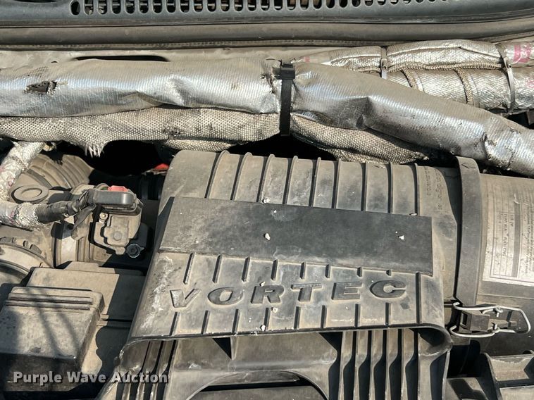 image for item LF9355 2016 Chevrolet Express G4500  shuttle bus