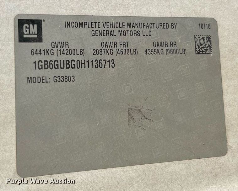 image for item LF9356 2017 Chevrolet Express G4500  shuttle bus