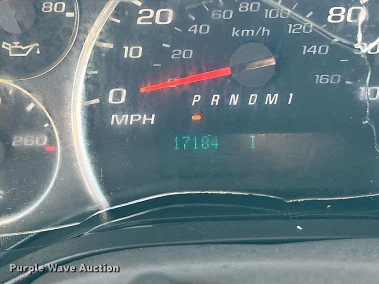 image for item LF9357 2016 Chevrolet Express G4500  shuttle bus