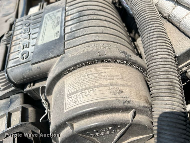 image for item LF9360 2017 Chevrolet Express G4500  shuttle bus