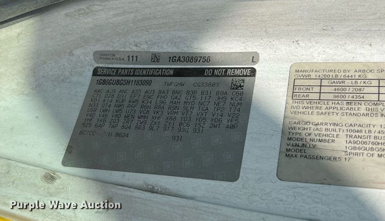 image for item LF9360 2017 Chevrolet Express G4500  shuttle bus