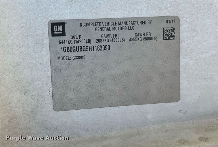 image for item LF9360 2017 Chevrolet Express G4500  shuttle bus