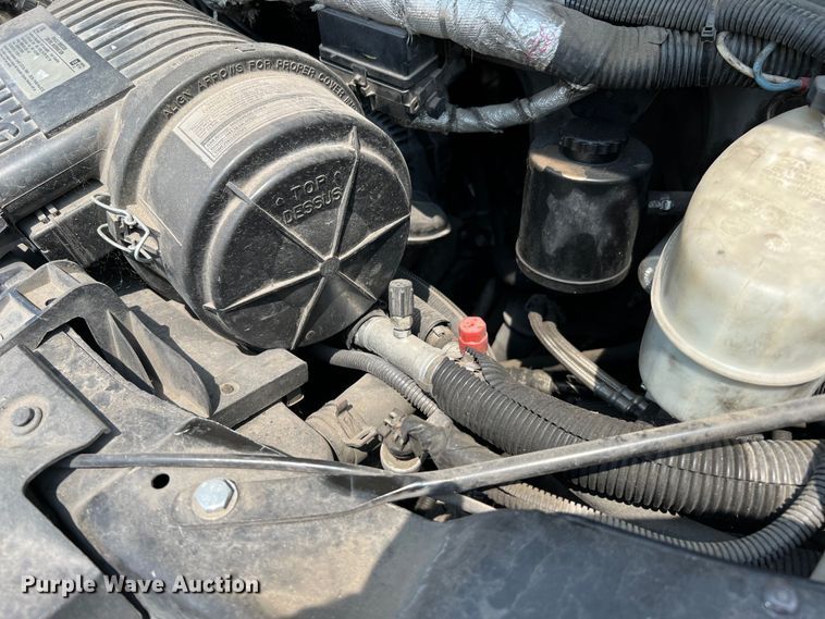 image for item LF9361 2017 Chevrolet Express G4500  shuttle bus