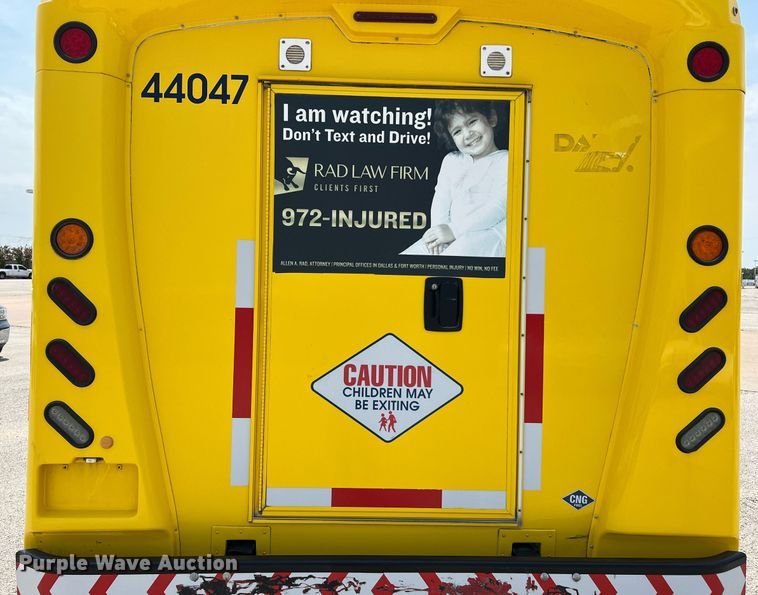 image for item LF9363 2017 Chevrolet Express G4500  shuttle bus