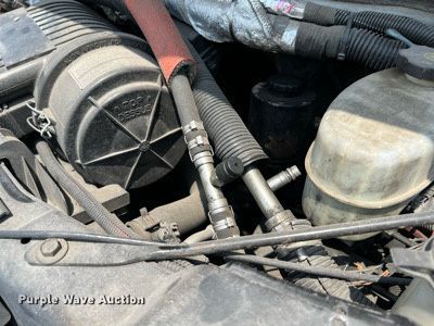 image for item LF9363 2017 Chevrolet Express G4500  shuttle bus