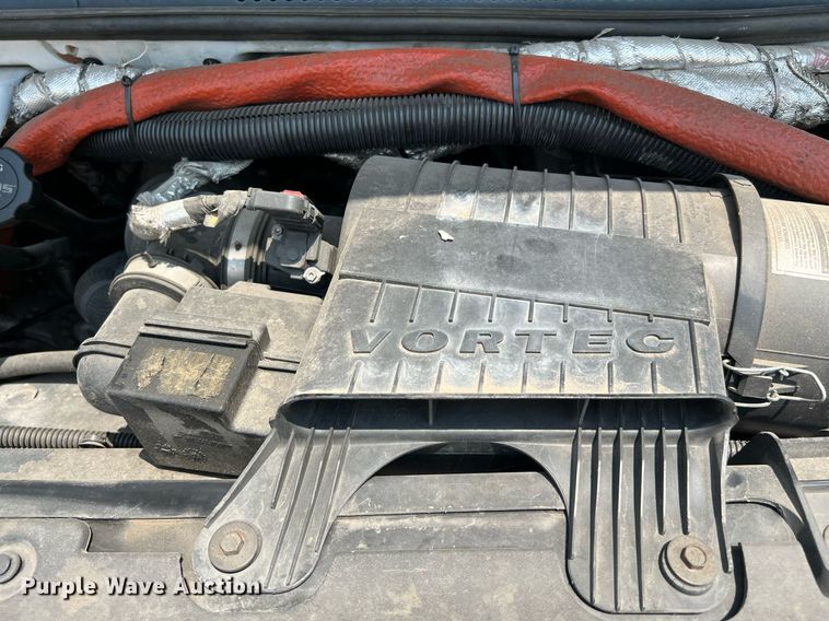 image for item LF9363 2017 Chevrolet Express G4500  shuttle bus