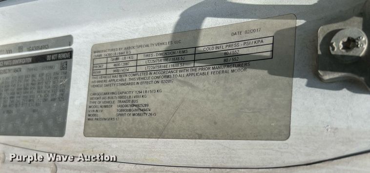 image for item LF9363 2017 Chevrolet Express G4500  shuttle bus