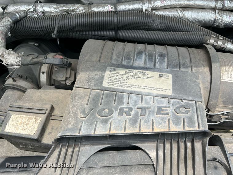 image for item LF9364 2017 Chevrolet Express G4500  shuttle bus