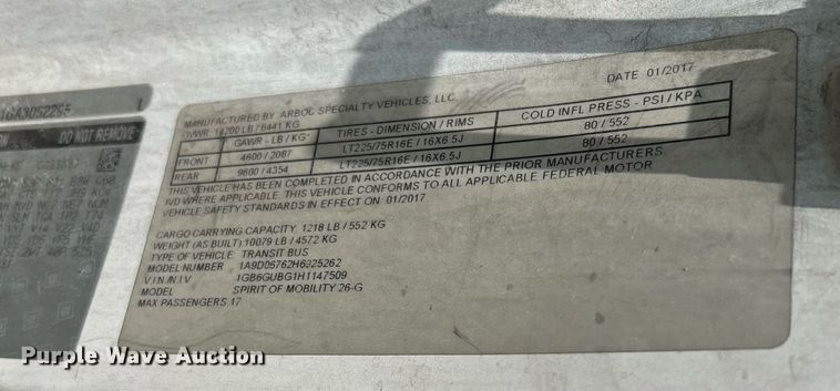 image for item LF9364 2017 Chevrolet Express G4500  shuttle bus