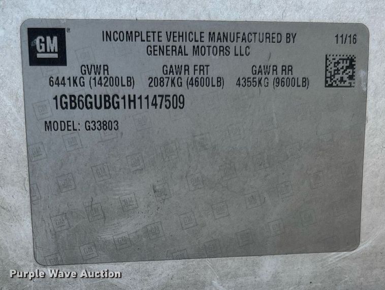 image for item LF9364 2017 Chevrolet Express G4500  shuttle bus