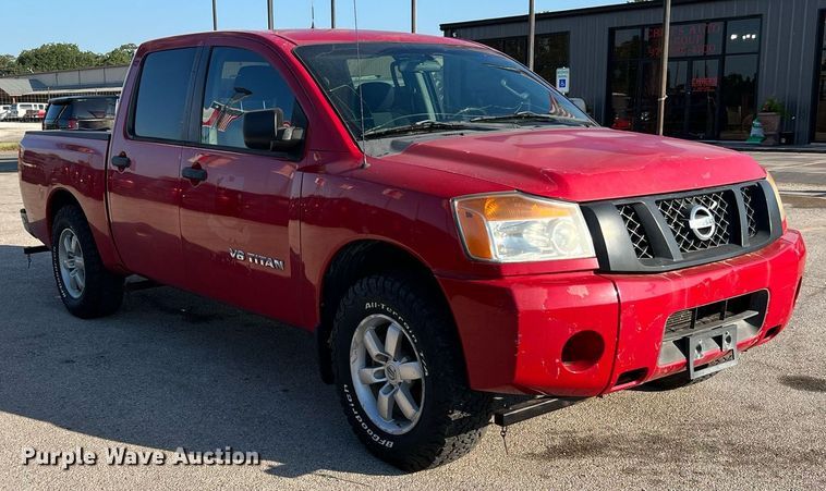 image for item LF9367 2012 Nissan Titan SV  pickup truck