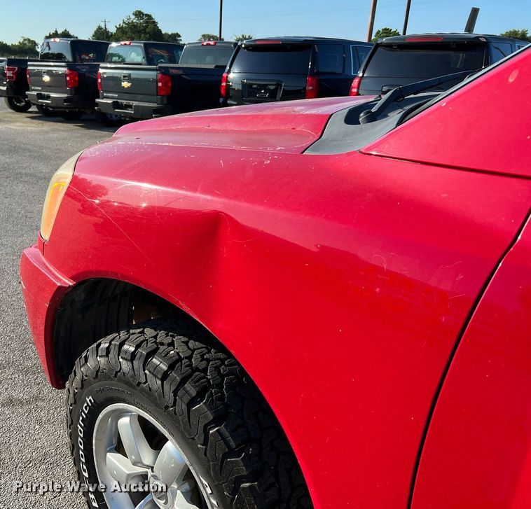 image for item LF9367 2012 Nissan Titan SV  pickup truck