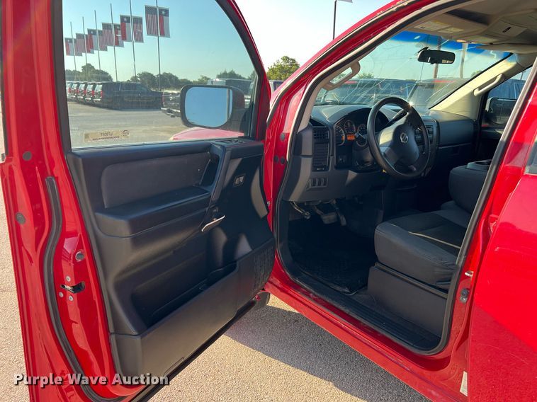 image for item LF9367 2012 Nissan Titan SV  pickup truck