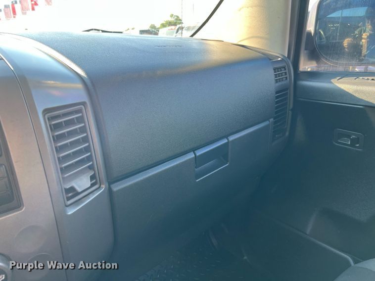 image for item LF9367 2012 Nissan Titan SV  pickup truck