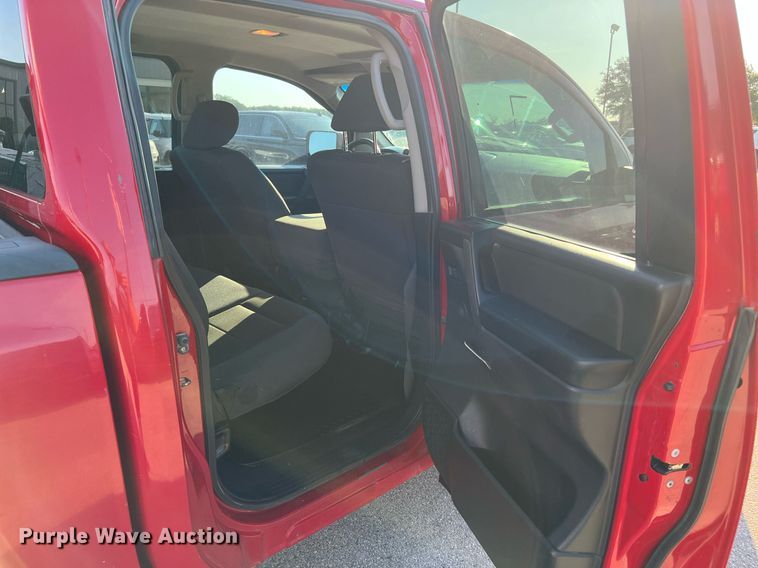 image for item LF9367 2012 Nissan Titan SV  pickup truck