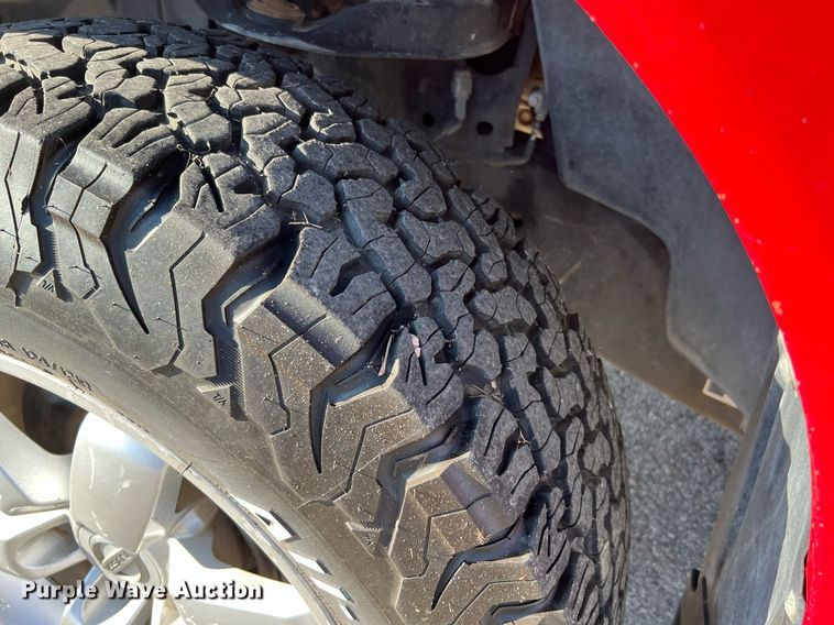 image for item LF9367 2012 Nissan Titan SV  pickup truck