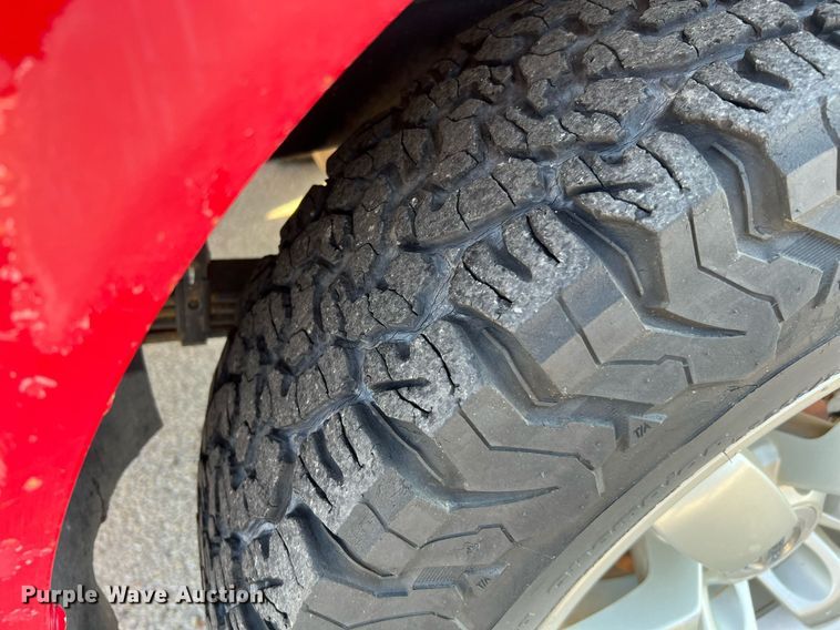 image for item LF9367 2012 Nissan Titan SV  pickup truck