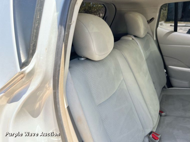 image for item LF9419 2013 Nissan Leaf