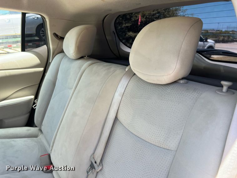 image for item LF9419 2013 Nissan Leaf